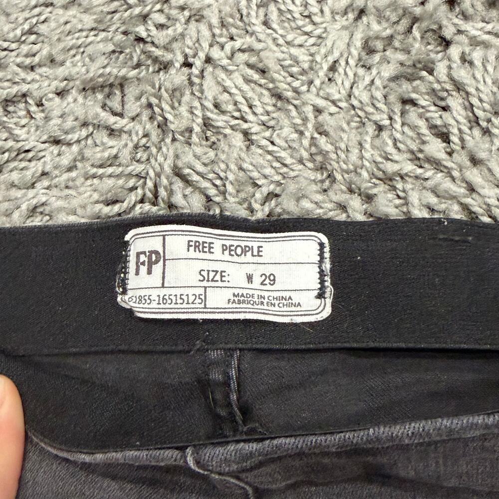 Free People Penny Pull On Flare Jeans Washed Black Stretch Denim W29 - Picture 3 of 4